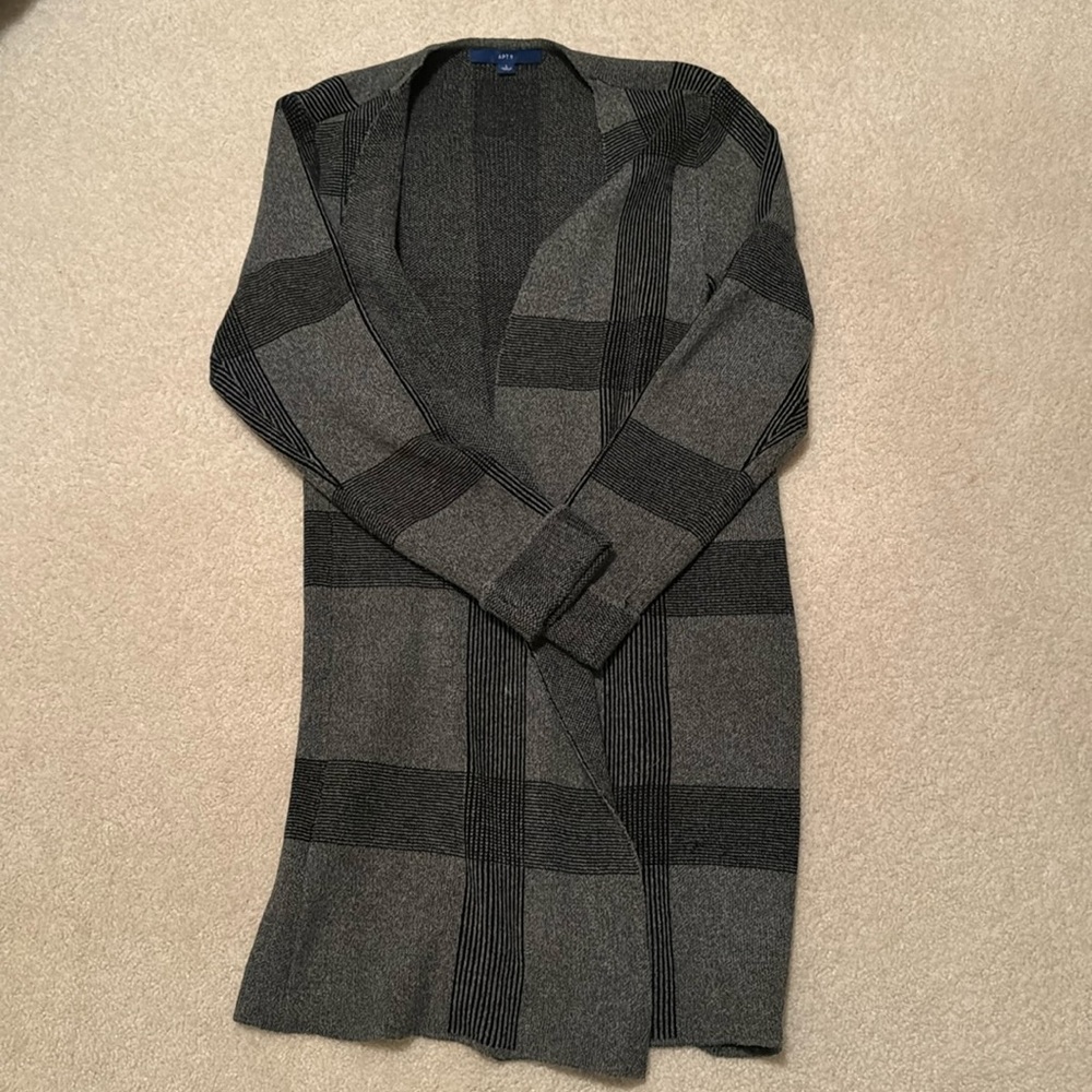 ATP 9. Women’s cardigan size L, soft cotton, gray and black